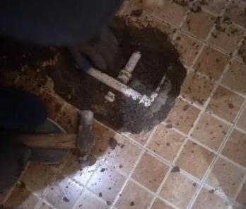 深圳市卫生间漏水维修公司为您分享下卫生间渗水如何处理及注意事项