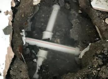 深圳市阳台漏水维修公司为您分享楼上楼下漏水怎么处理